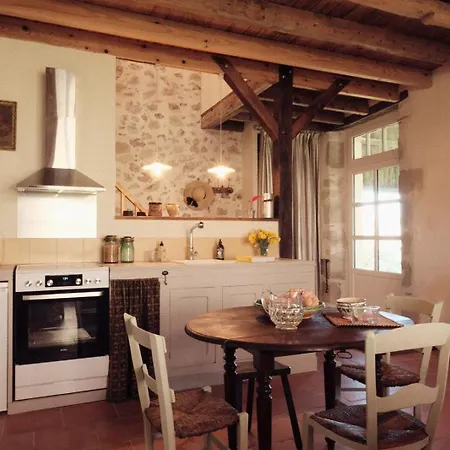 Le Clos Des Mesanges Holiday home Montastruc (Lot-et-Garonne)